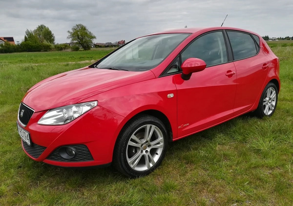 Seat Ibiza cena 18300 przebieg: 195000, rok produkcji 2011 z Poznań małe 466